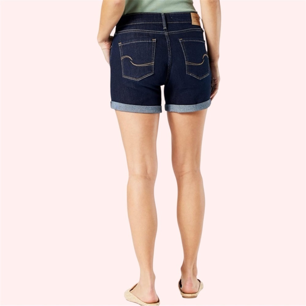 Levi Strauss & Co Signature Dark Wash Mid Rise Shorts Classic Cuffs Stretch Sz 2 - Picture 2 of 14